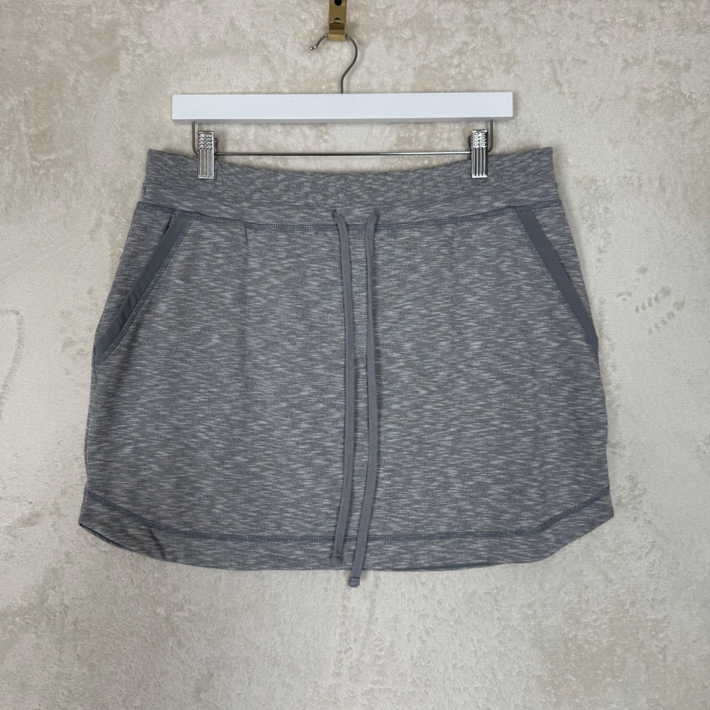 Athleta Womens Gray Space Dye Athletic Skirt Size Large Drawstring Pockets